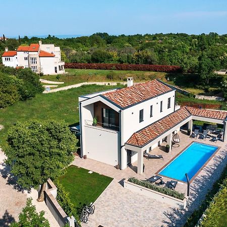 Villa Nobu Mali Vareski Bagian luar foto
